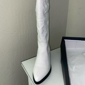 SHEIN White Cowgirl Boots!